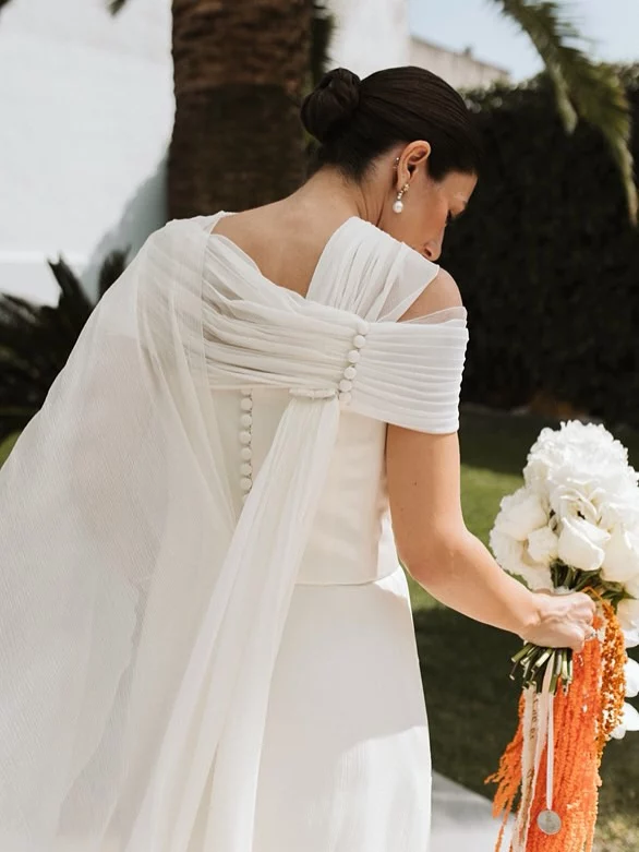 Los diseños maravillosos de @alexvidal_atelier . 🫠  @plata.forma_ 
@huertodesanvicente
@gourmetcateringyeventos
@eltallerdeclo 
@somosgentedebien
@annagonzalezbeauty
@handmadebymajo
@nalaestudio_weddings 
@etrestudio_  #weddingday #weddingstyle  #novias #vestidosenovia  #weddingphotographer #weddingphotography #bridal #bridalinspiration  #ynosfuimosdeboda #bodas2025 #vestidodenovia #vestidonovia #novias2025
